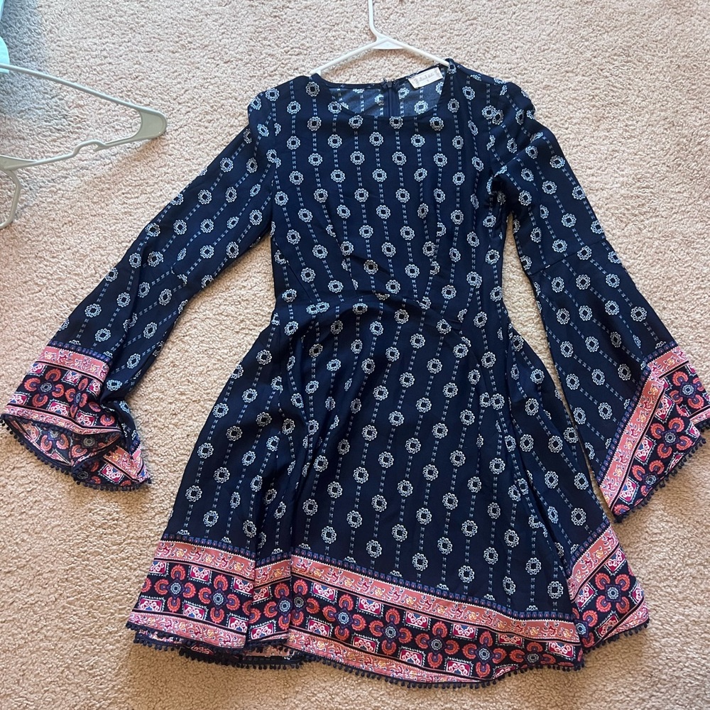 Altard state dress size small